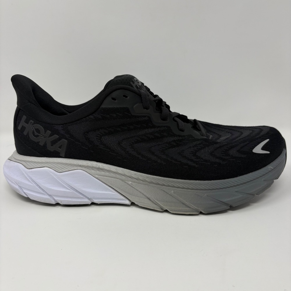 Hoka Arahi 6 Women's Size 9.5 Black White Athletic Running Shoes (1123195 BWHT)